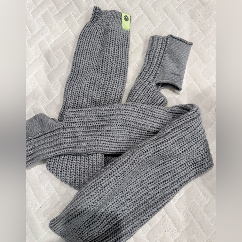 Lululemon knit happens leg warmers